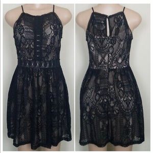 Francesca’s Joella Birdcage Label Dress